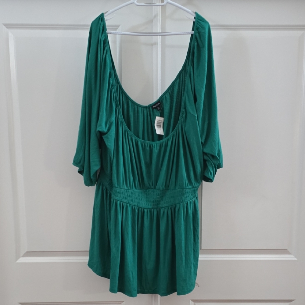 NWT: Torrid Off-shoulder Green Scoop Neck Blouse